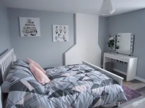 Central Cowes -Luxury Spacious Flat with Sea Views - Image 3