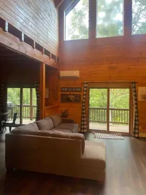 3 level cabin on Mt Mitchell golf course - Image 4