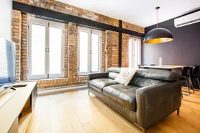 SP301 – Les Lofts St-Pierre – By Les Lofts Vieux-QC - Image 3