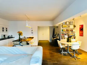 Spacious cozy design apartment in the city center. - Image 2