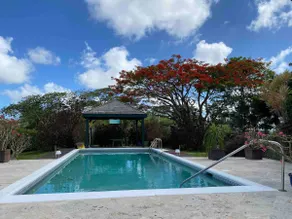 Luxury Countryside 2 Bedroom Apartment with Pool. - Image 2