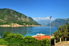 Seaview luxury flat in Kotor with 2 terraces - Image 5