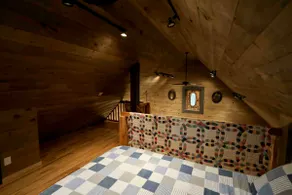 Last Mile Hideout - Image 4