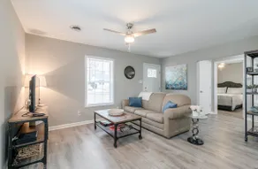 Renovated 2bed 1bath! Near Ft. Campbell - Image 5