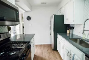 Modern Rustic Home near UNT & Downtown - Image 4