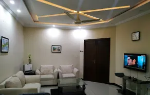 Elegant home in Bahria Town - Image 3