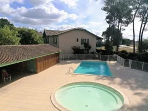 Type 3 apartment with pool in wooded residence - Image 4