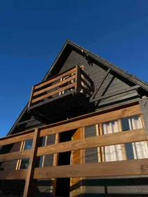 The Black Chalet - Jurerê Internacional - Image 2