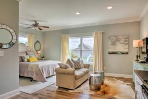 Southside Chattanooga Trendy & Upscale Loft - Image 3