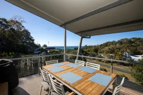 THE LOOKOUT BEACH HOUSE - Image 2