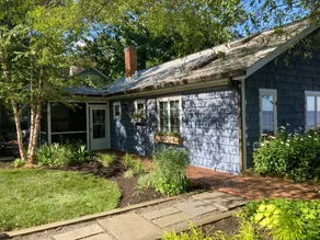 Charming Waterfront on Chesapeake Bay - Image 2