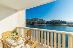 Gorgeous Apartment In Ploce With Wifi - Image 3