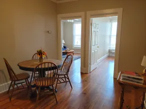 The Carriage Inn - 1-bdrm apt in historic downtown - Image 5