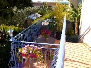 F1 / 4 pers / 35 m2 / Parking / Air conditioning / Sea 2 min away - Image 2