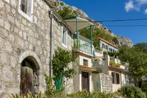 Renovated Old Stone House - Image 5