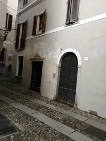 Il Sasso apartment in the historic center - Image 5