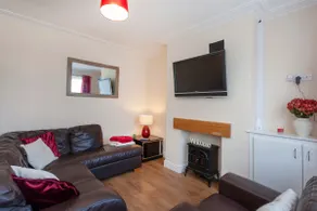 Charming 2-Bedroom House Ibstock, Leicester - Image 4