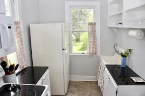 1 Block to Dtown!☆Kitchen☆Free Parking☆Super Clean - Image 5