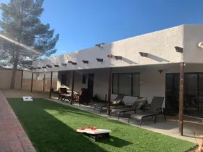 Relaxing Retreat - 5 miles from strip! - Image 5