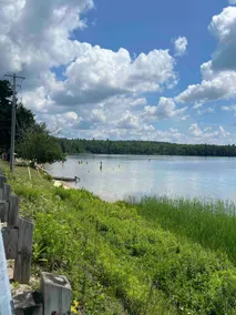 Lakefront 3-bedroom cottage on Deer Lake - Image 3