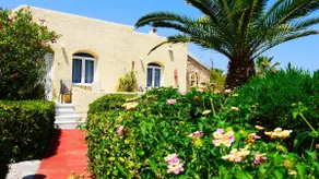 Studio apartment by the sea. - Image 3
