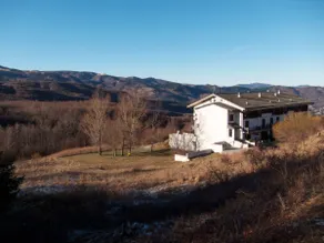 Relaxation and sports in the Parco dei Cento Laghi - Image 4