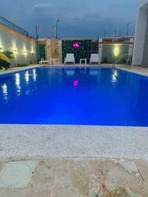 5 Star Villa Minutes From Airport And Beaches - Image 3