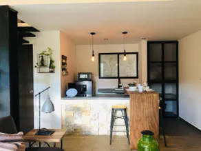 Loft-style apartment - Image 5