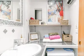 Artistic Antibes Apartment - Image 4