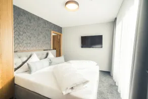 The Penthouse - Image 3