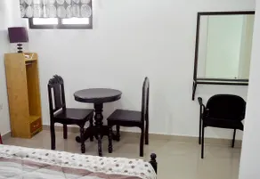 Holiday Townhouse - Image 2