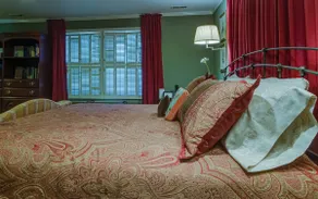 Captains Quarters Studio Separate Apartment - Image 5