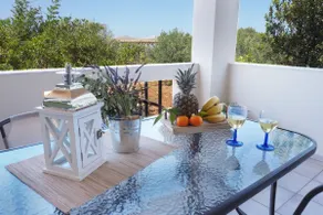 Olive House - Image 4