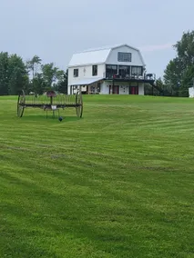 Faraway Acres. Enjoy country living at it's best! - Image 2