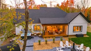 Muskoka Spa & Golf Retreat with Sauna + Hot Tub - Image 2