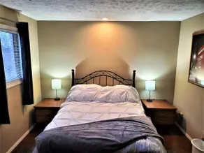 Private Condo - Pet Friendly - Image 4