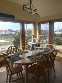 Spacious Family Friendly*Oceanside* Steps to Beach - Image 5