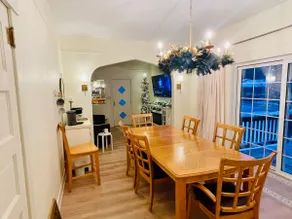 Cheerful, Charming Retreat - Image 4