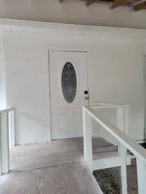 1-BD suite w/ private entrance local to everything - Image 2