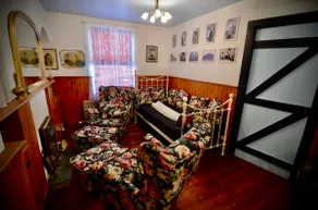 Victoria Titanic 1912 holiday home - Image 3