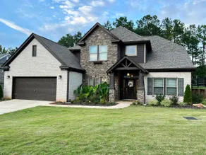 Number 1 Auburn Getaway on Golf course w hot tub - Image 2