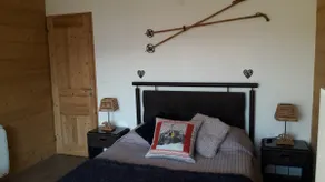 Spacious gîte Authentic 25m² south-facing terrace Facing the shuttle bus stop - Image 5