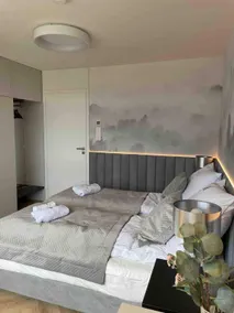 Skyline view & air conditioning – luxury in Stuttgart - Image 3