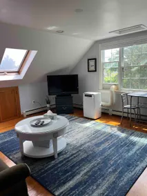 Clinton Ave Retreat - Peaceful & Perfect Location - Image 3