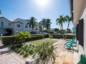 Tropical Getaway 3/3 with 100’ boat dock and pool - Image 5