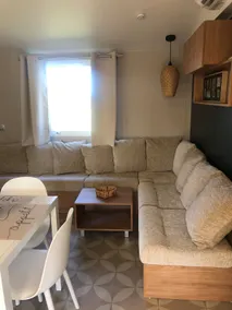 Beautiful Luminosa Mobile Home, All Comforts - Image 4