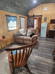 Kuprel Country Cabin - Image 3
