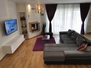 Spacious apartment with private pool Split-Omiš - Image 3