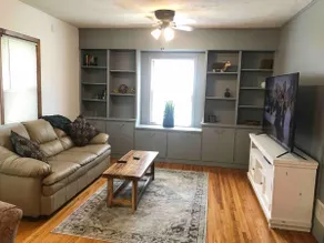Comfortable 1 bedroom first floor duplex - Image 3
