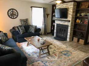Little River Getaway! Quiet, Cozy, Secluded. - Image 3